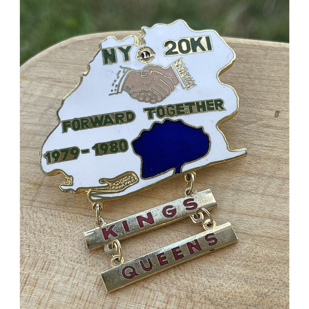 Lions Club Lapel Pin NY 20KI Forward Together 1979-1980 Kings Queens
